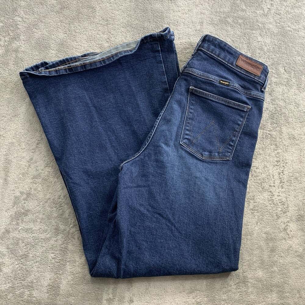 Wrangler Jeans Womens 30x29” Blue High Rise Flare Wide Leg Retro Stretch Denim
